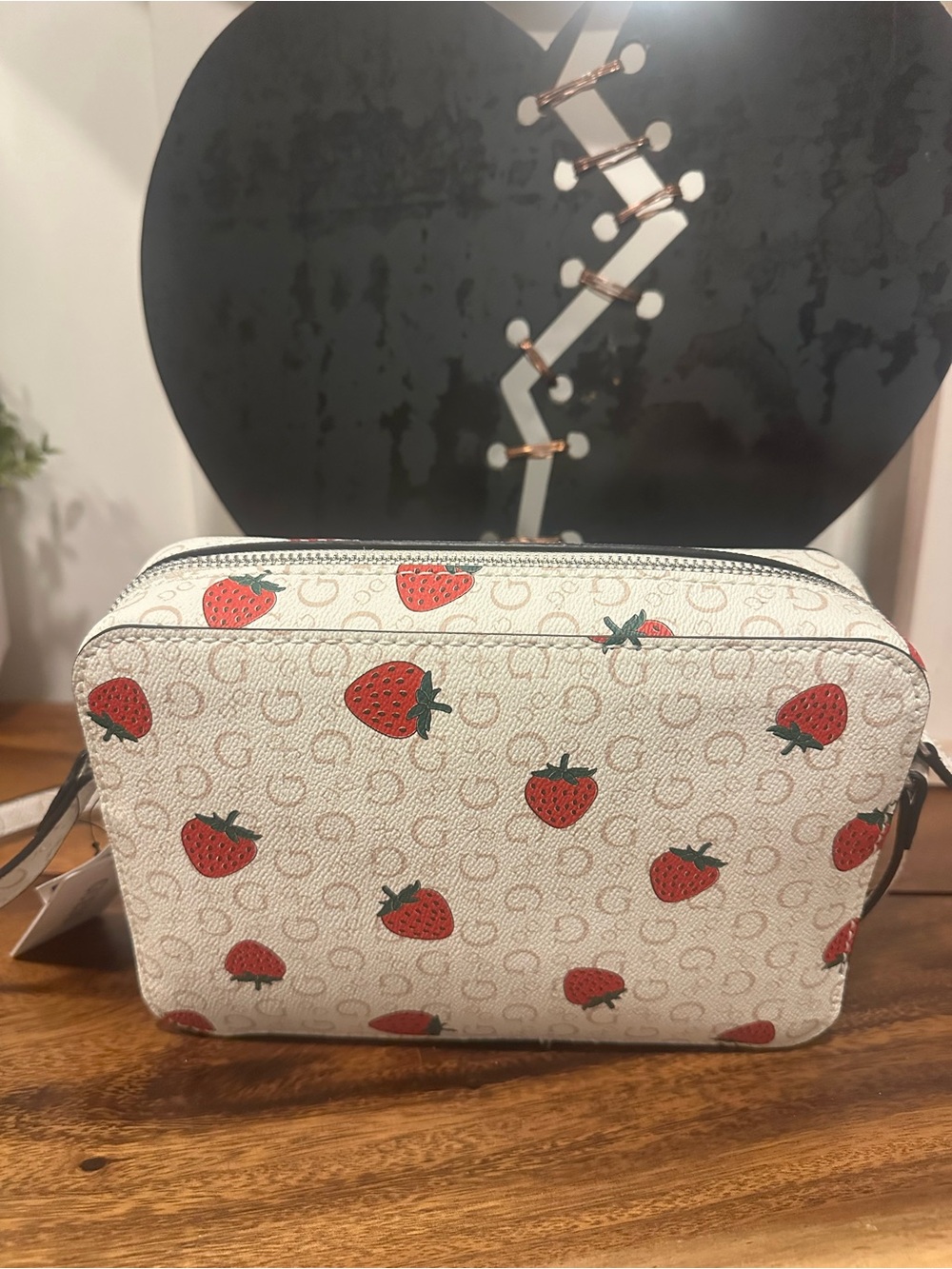 Guess Layla Strawberry Print Crossbody Bag White Red Summer Purse - Picture 8 of 12